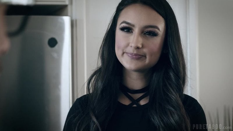 PureTaboo – Power play Eliza Ibarra