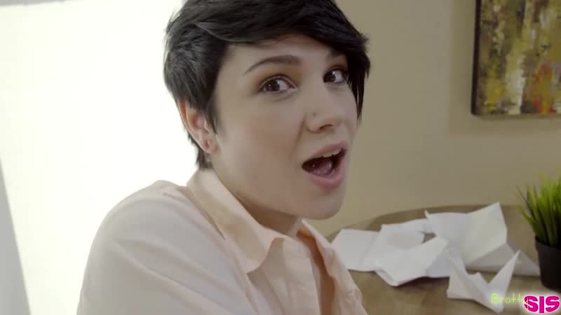 Bratty Sis – Cadey Mercury