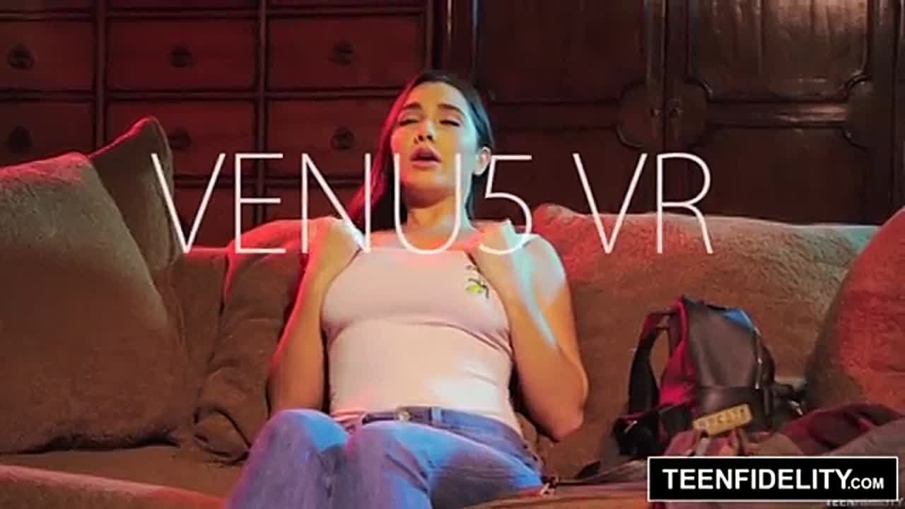 TeenFidelity – Karlee Grey squirts all over big dick