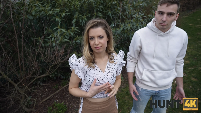 Hunt4K – Fit brunette with long hair